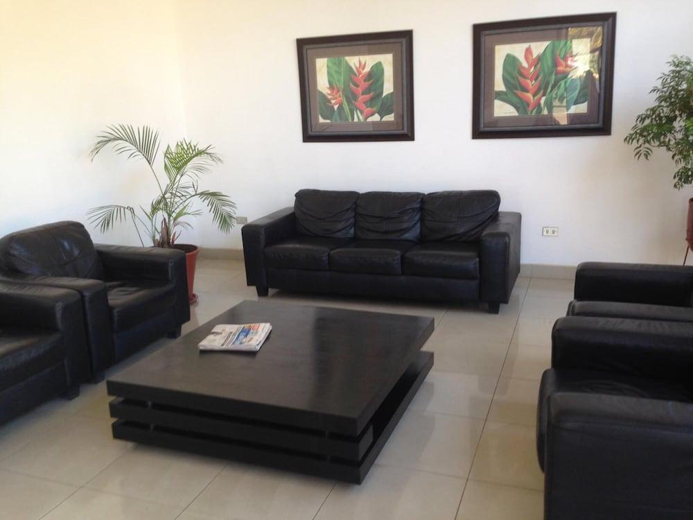 Hotel Brandts Los Robles De San Juan Managua Buitenkant foto