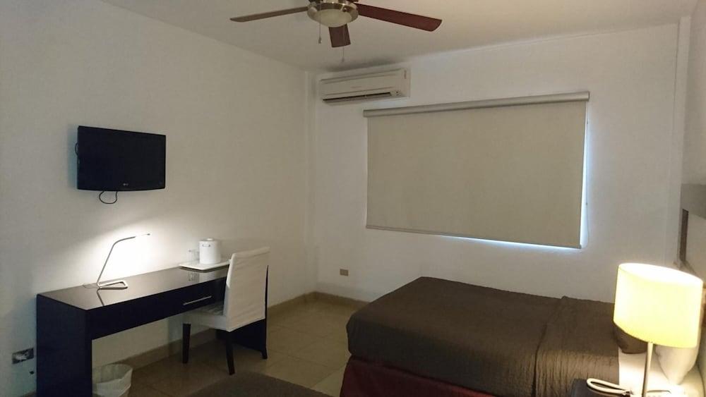 Hotel Brandts Los Robles De San Juan Managua Buitenkant foto