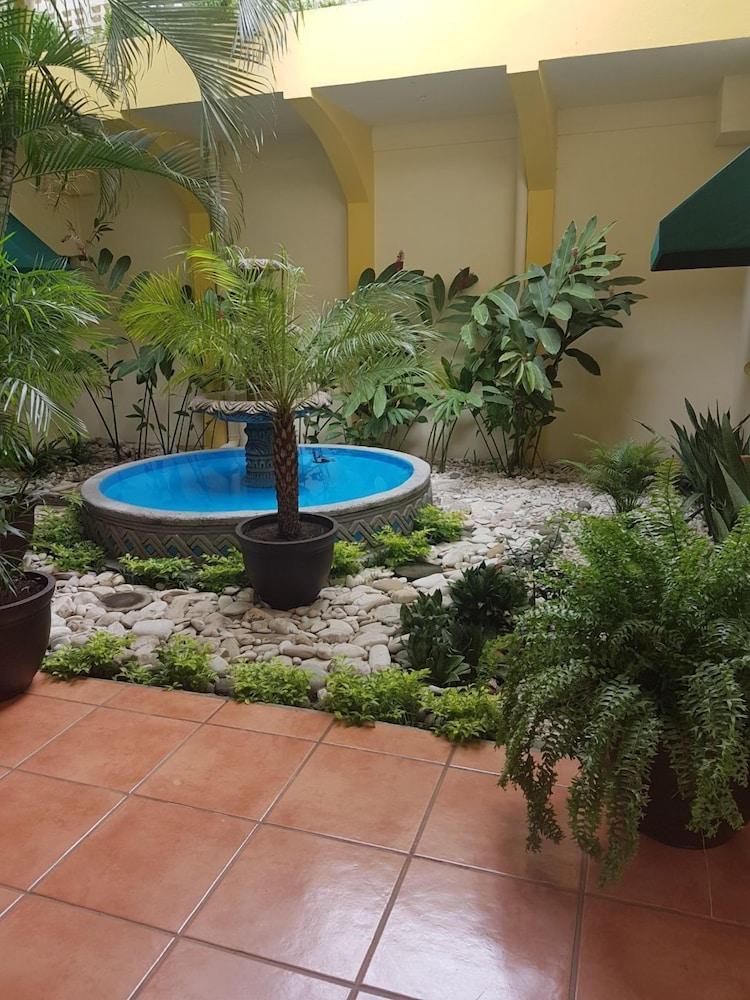 Hotel Brandts Los Robles De San Juan Managua Buitenkant foto