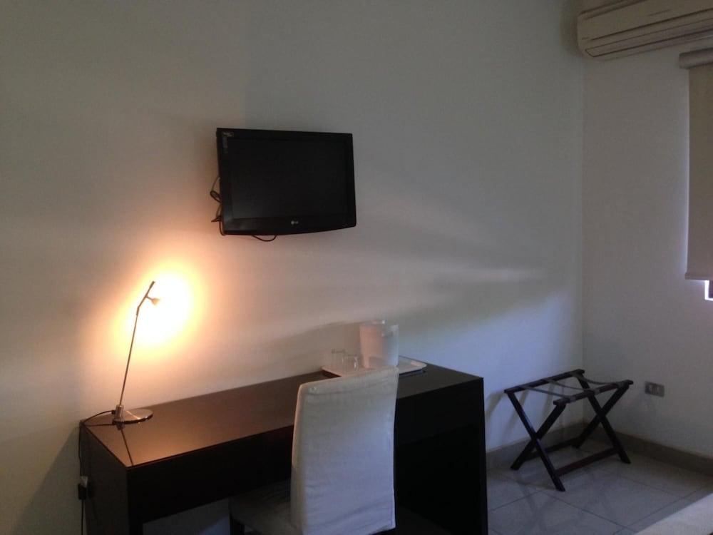 Hotel Brandts Los Robles De San Juan Managua Buitenkant foto