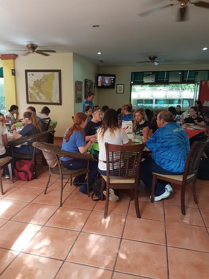 Hotel Brandts Los Robles De San Juan Managua Buitenkant foto
